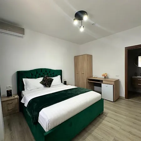 Bloom Guest house *