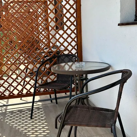 Bloom Guest house *